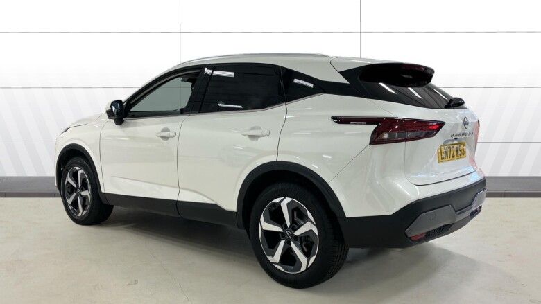 Nissan Qashqai 1.3 DiG-T MH 158 N-Connecta 5dr Xtronic Petrol Hatchback